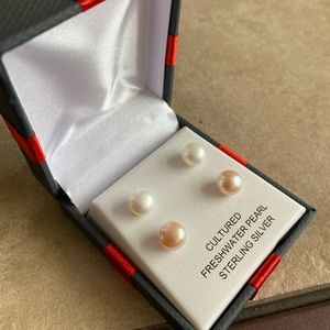 Freshwater Pearl Earrings